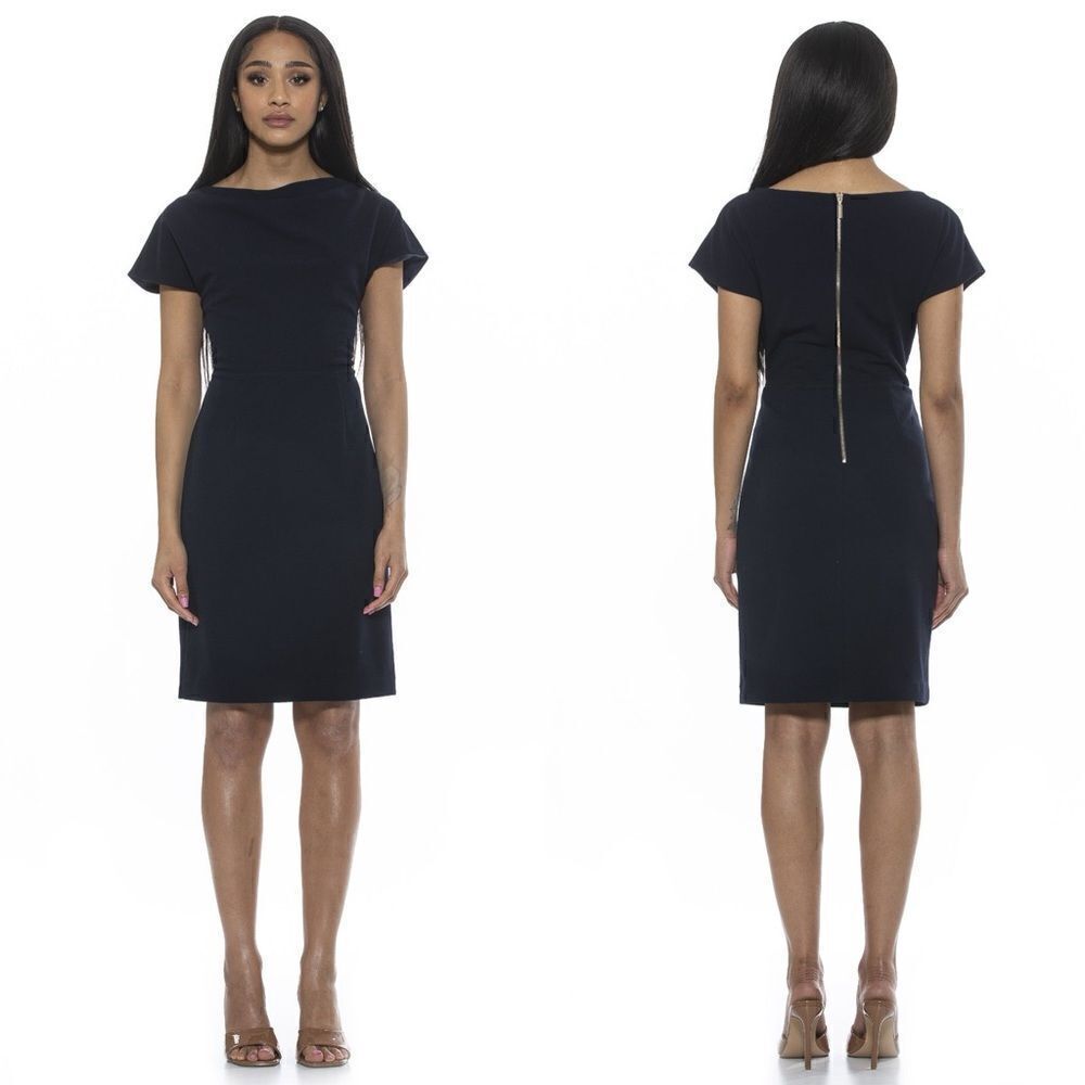 Alexia Admor NWT Willa Dress Knee Length in Navy Size Medium